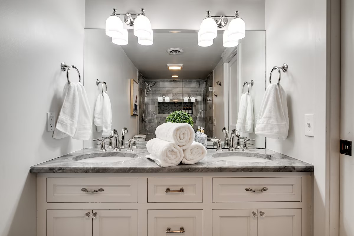 imgi_215_d1136f0b-ad82-40eb-832f-40710f978cc5