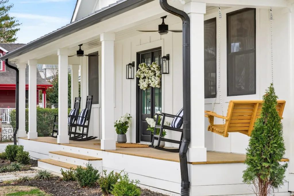 Living room with comfortable seating in White Porch Retreat Franklin TN